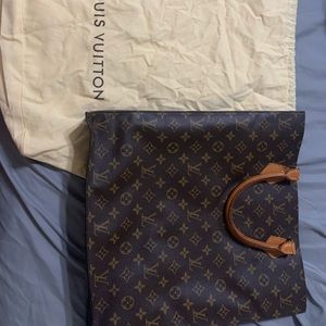 Louis Vuitton Sac Plat Monogram